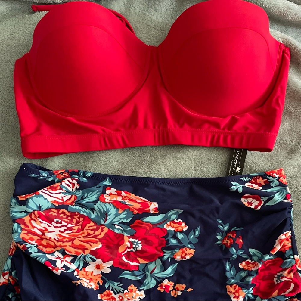Cute pinup bathing suit underwire push up top